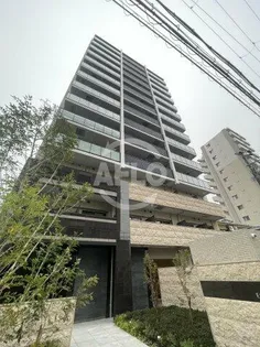 クレストコート江坂垂水町【3階】の外観