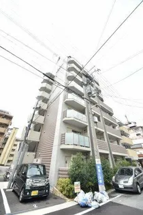 レジデンス三宮東グルーブ【1階】の外観