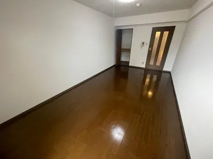 ロフティー39【202号室】の居間