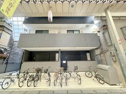 大阪府大阪市平野区平野本町4丁目【アパート】の外観