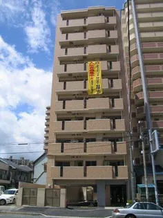 メゾン・ド・セラヴィ【5階】の外観