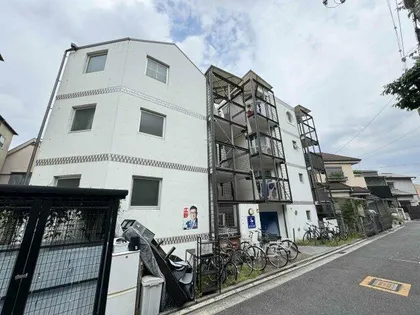 新星ビル上小坂【1階】の外観