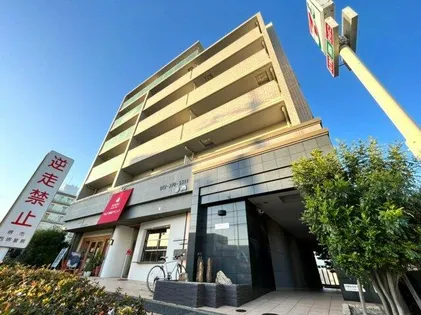 フェリス深井の画像