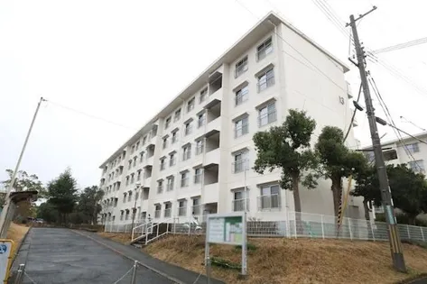 名谷2団地12号棟の画像