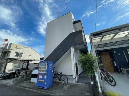 Castello chiave(カストロキアー【1階】の外観