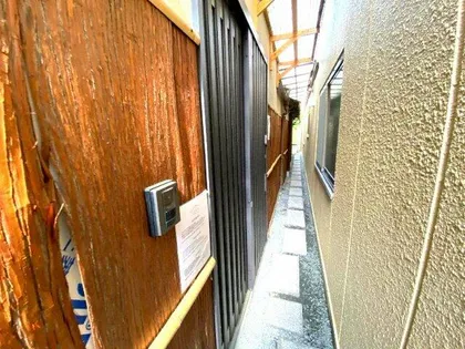 京都府京都市下京区若宮通五条上る布屋町【テラスハウス】の外観