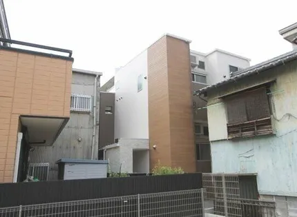 クレシェンテ栄生の画像