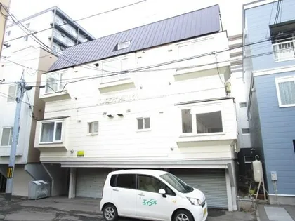 北海道札幌市東区北七条東6丁目【アパート】の外観