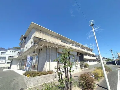 ニューラフィーネ【3階】の外観