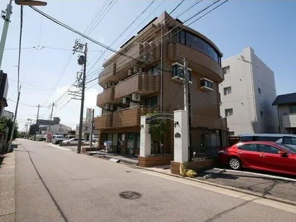 T&Sセンチュリーハイツ【2階】の外観