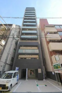 ブリリアントジュネス本町【13階】の外観