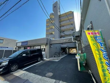 アクセス高辻【2階】の外観