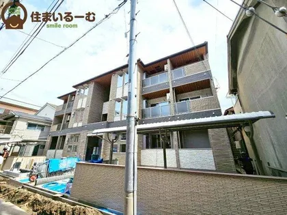 サニーレジデンス鷺洲A【1階】の外観