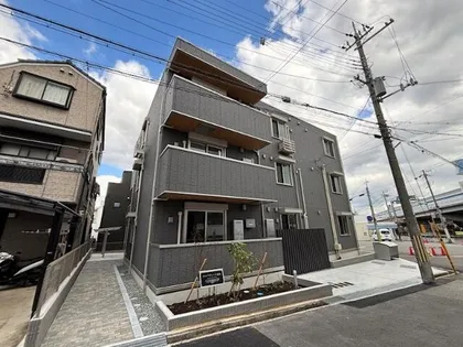 サンパティーク東町【1階】の外観