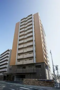 ザ・クロスメント【402号室】の外観