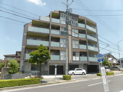 suiteS(スイーツ)定期借家【2階】の外観