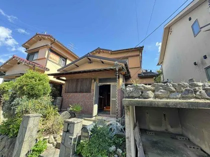 大阪府八尾市郡川6丁目【一戸建】の外観