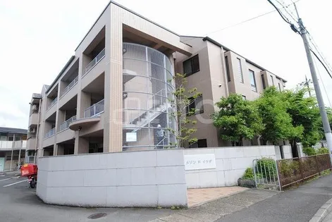 メゾン・ド・イケダ【3階】の外観