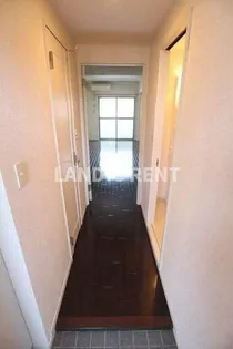 グロースメゾン博多山王【6階】の玄関