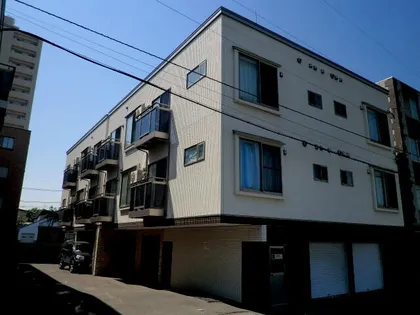 パークリュクスN18ロイヤルヴィラ【3階】の外観