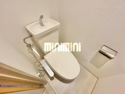 エクセレンス山中【2階】の内装