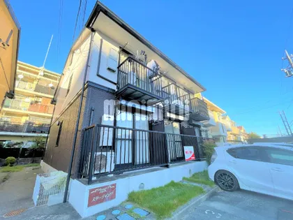 スターティング【2階】の外観