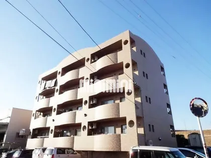 シャルル大宗【1階】の外観