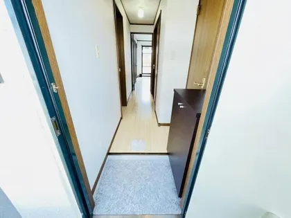 フィレンツェⅢ【3階】の玄関