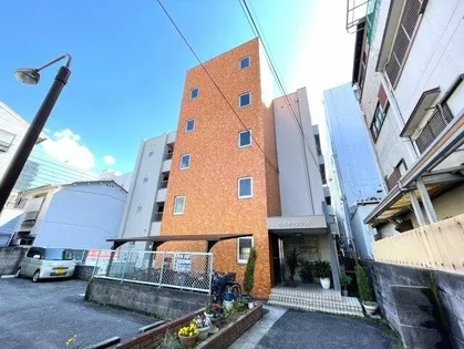 ウエキマンション【1階】の外観