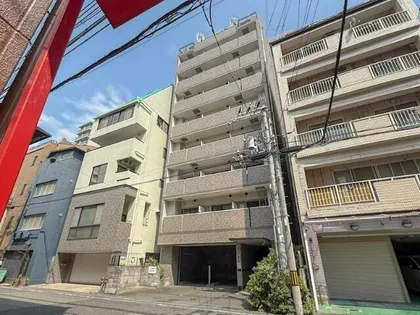 ディナスティ神戸元町通【6階】の外観