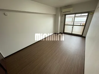 セレッソ千成【3階】の居間