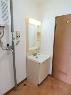 PLAZA IN SHINKAWA【2階】の内装