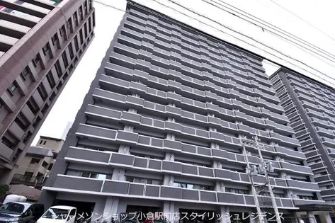 シャトレ大手町S棟【6階】の外観