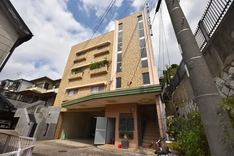 香里山之手ハイツの画像