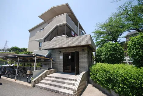 サニーヒル長坂【1階】の外観