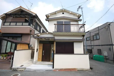 大阪府枚方市宮之下町【一戸建】の外観