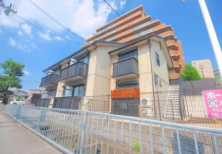 枚方萬里ハイツII【1階】の外観