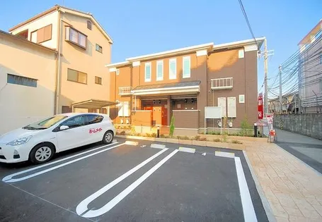 サニーコート初町【1階】の外観