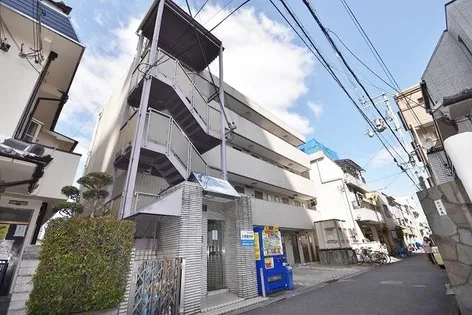 プレアール香里園駅前【1階】の外観