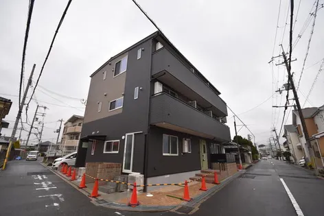 ウィズ・交野【1階】の外観