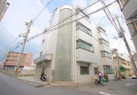 プレアール萱島【4階】の外観