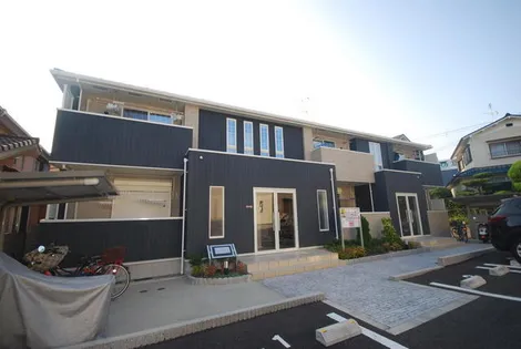 グランソレイユ楠葉【2階】の外観