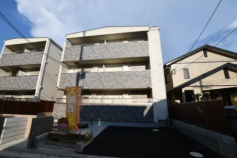 クリエオーレ藤阪中町IIの画像