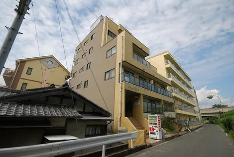 メゾン天の川【2階】の外観