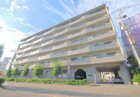 ヴィルヌーブエスト【1階】の外観