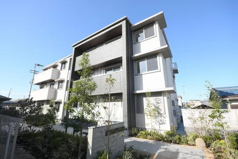 シャーメゾン シンフォニアの画像