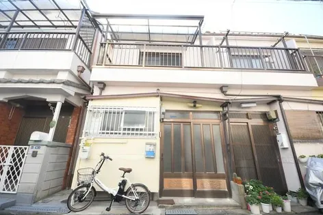 大阪府寝屋川市寿町【一戸建】の外観