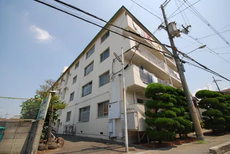 春日ダイヤモンドハイム【1階】の外観