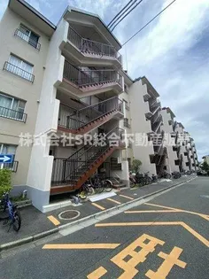 プレジデント東大阪第四棟【3階】の外観