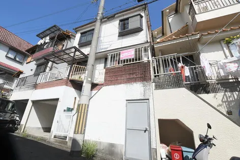 大阪府枚方市翠香園町【一戸建】の外観